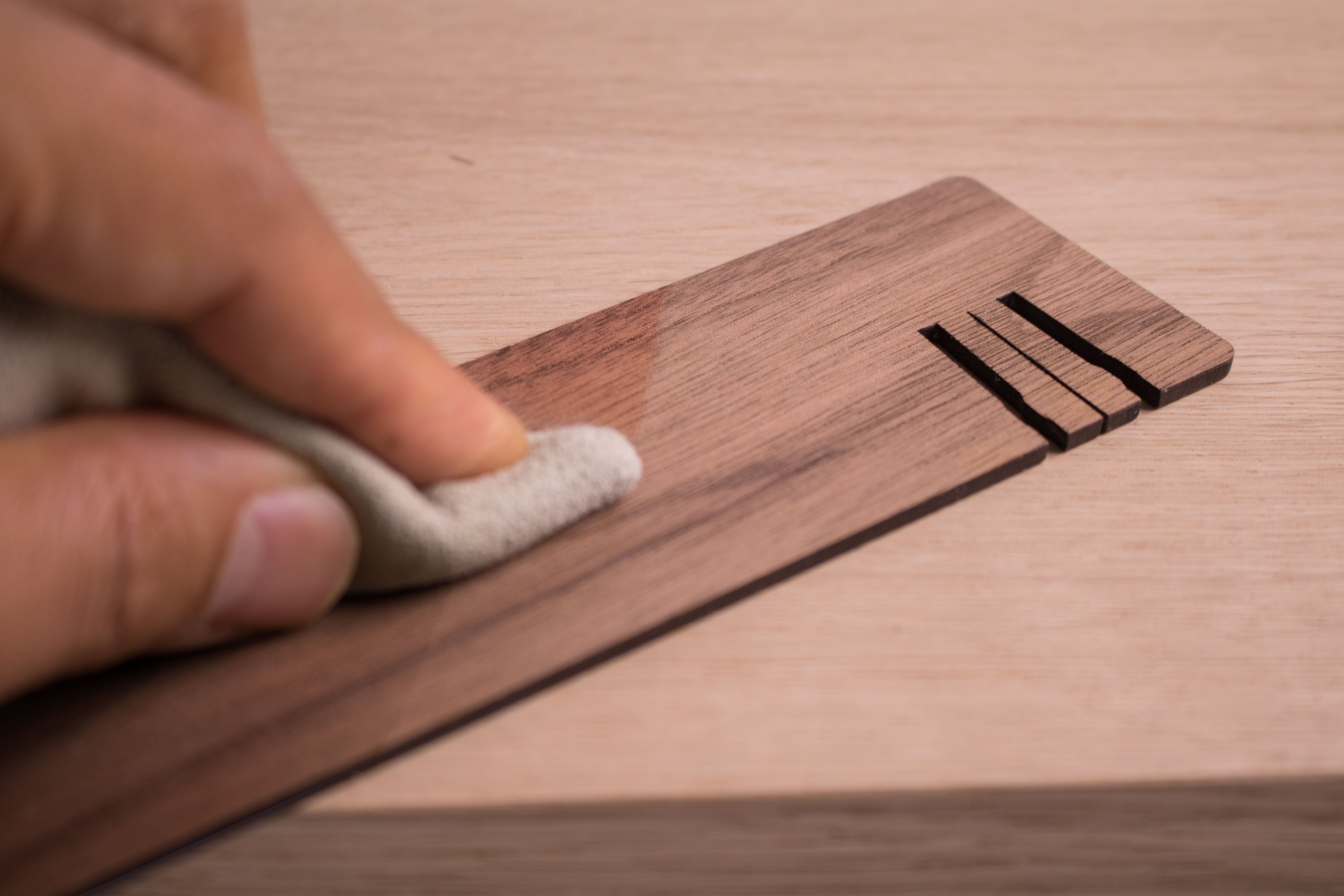 #LAMP Nr. 1 vierkant beuken - minimalistische dimbare tafellamp