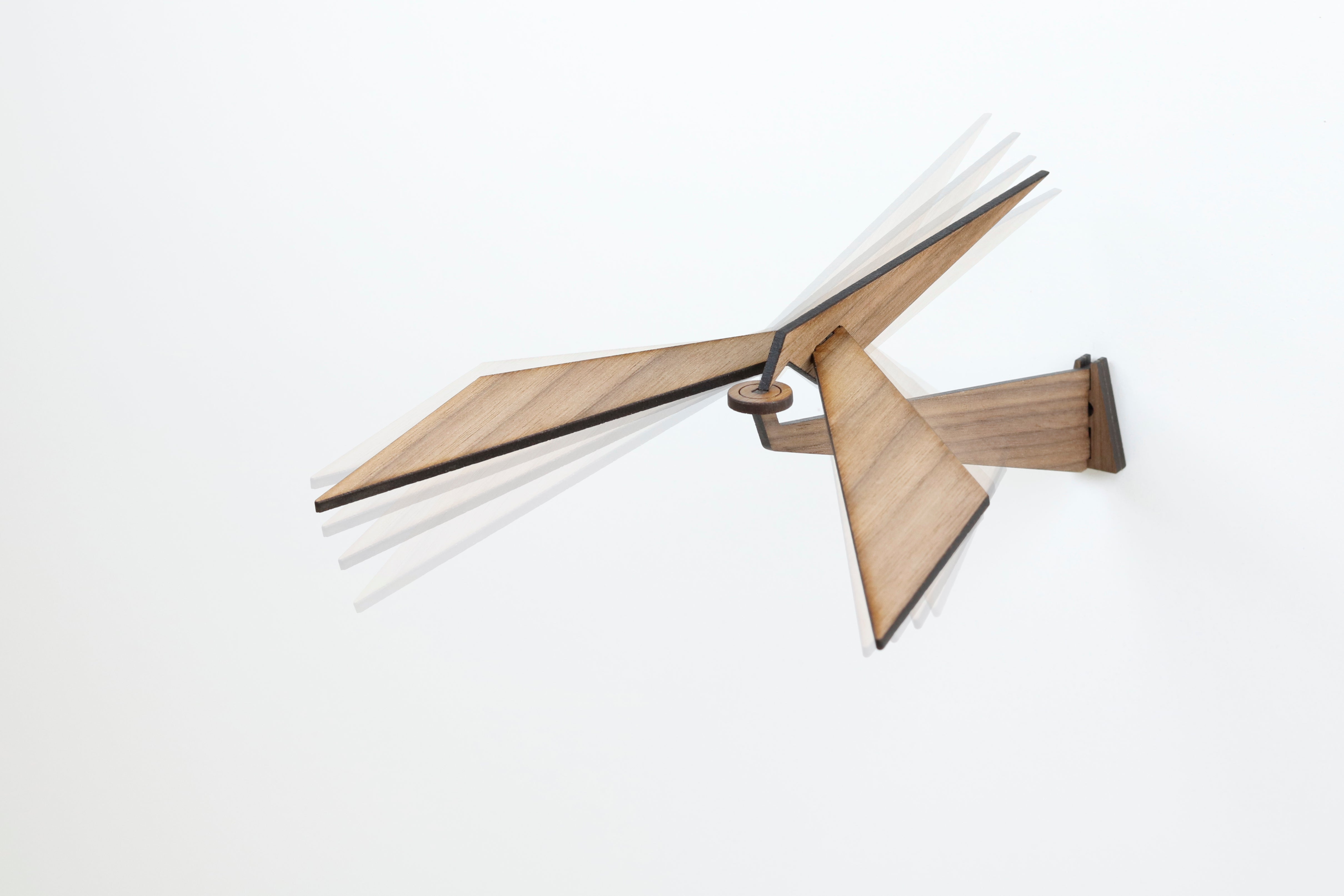 MUUR CHIL noten - balancerende vogel mobile